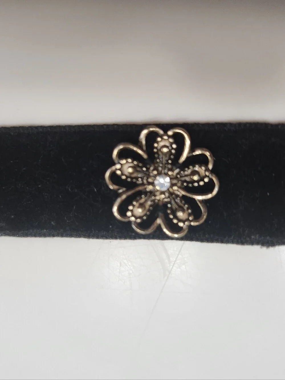 VINTAGE 90s Whimsigoth Black Velvet Flower Choker Necklace